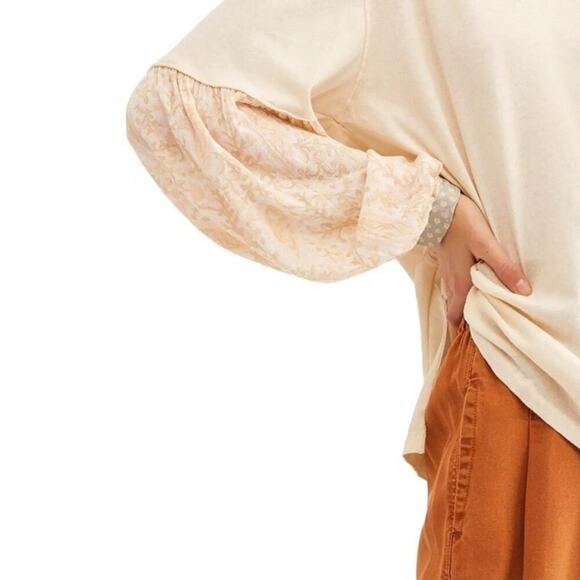 Free People Jade Dreamy Boho Printed Balloon Sleeve Top Size Medium 658S - Picture 2 of 10